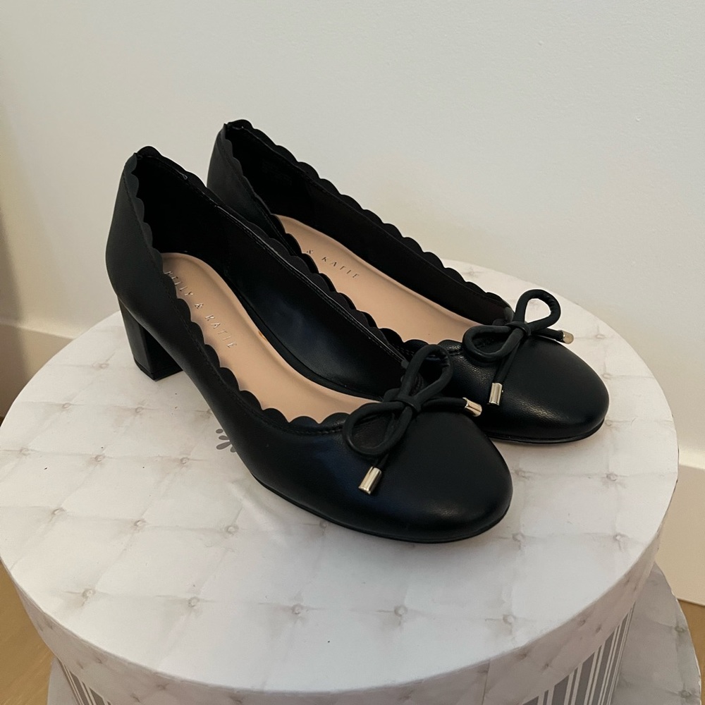 Kelly & Katie scalloped heels